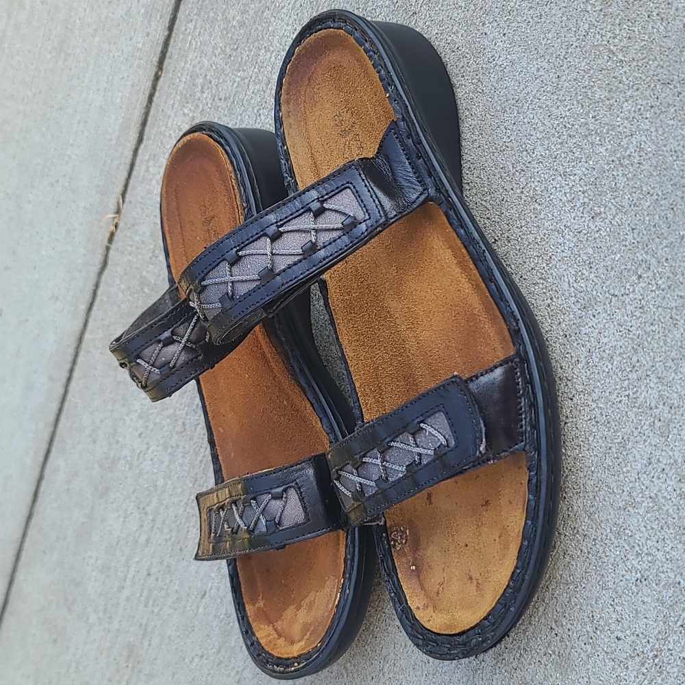 Naot black leather sandal size 42 or 11